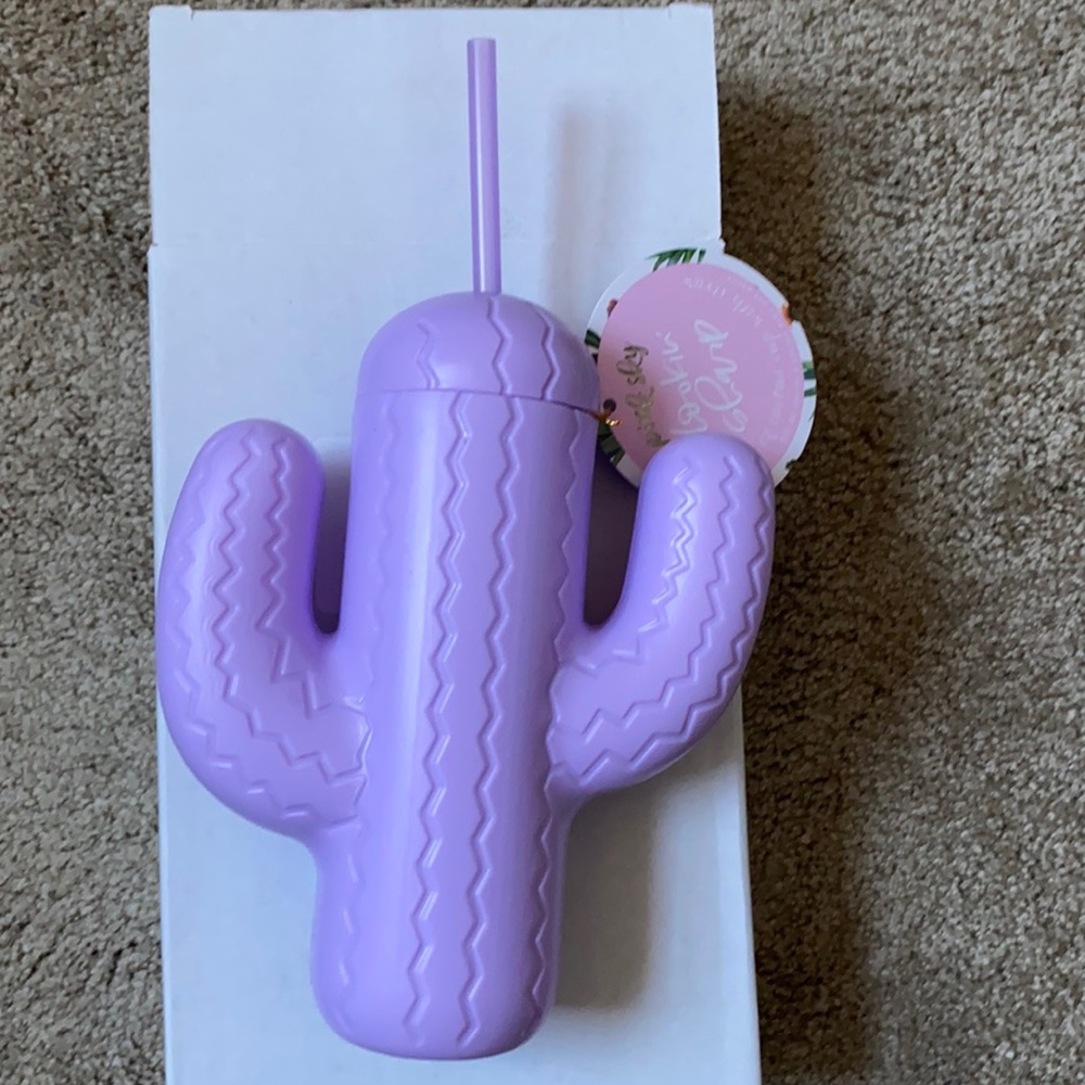Pink Sky 21 oz Cactus Cup with Straw